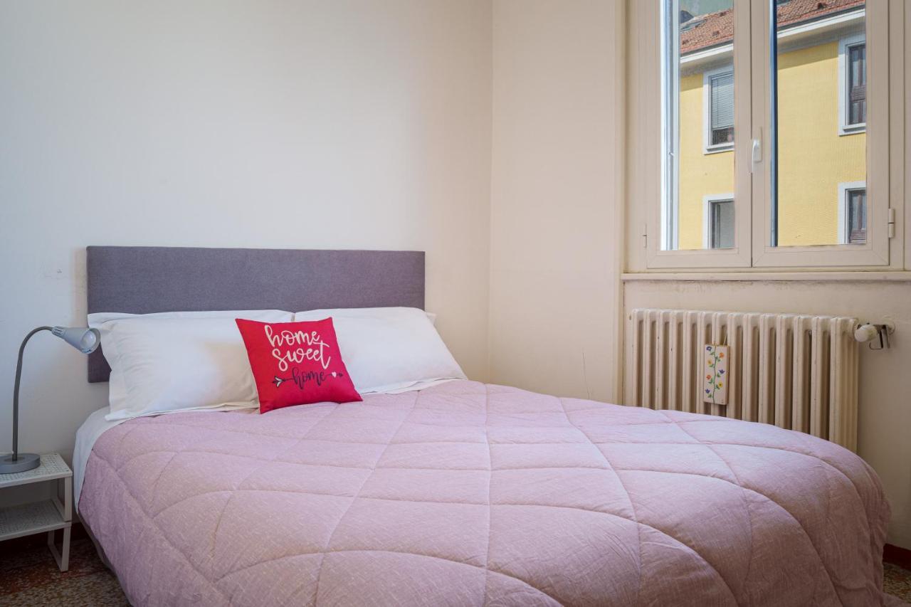 Accomodo Mib13 Bivano Navigli ミラノ エクステリア 写真